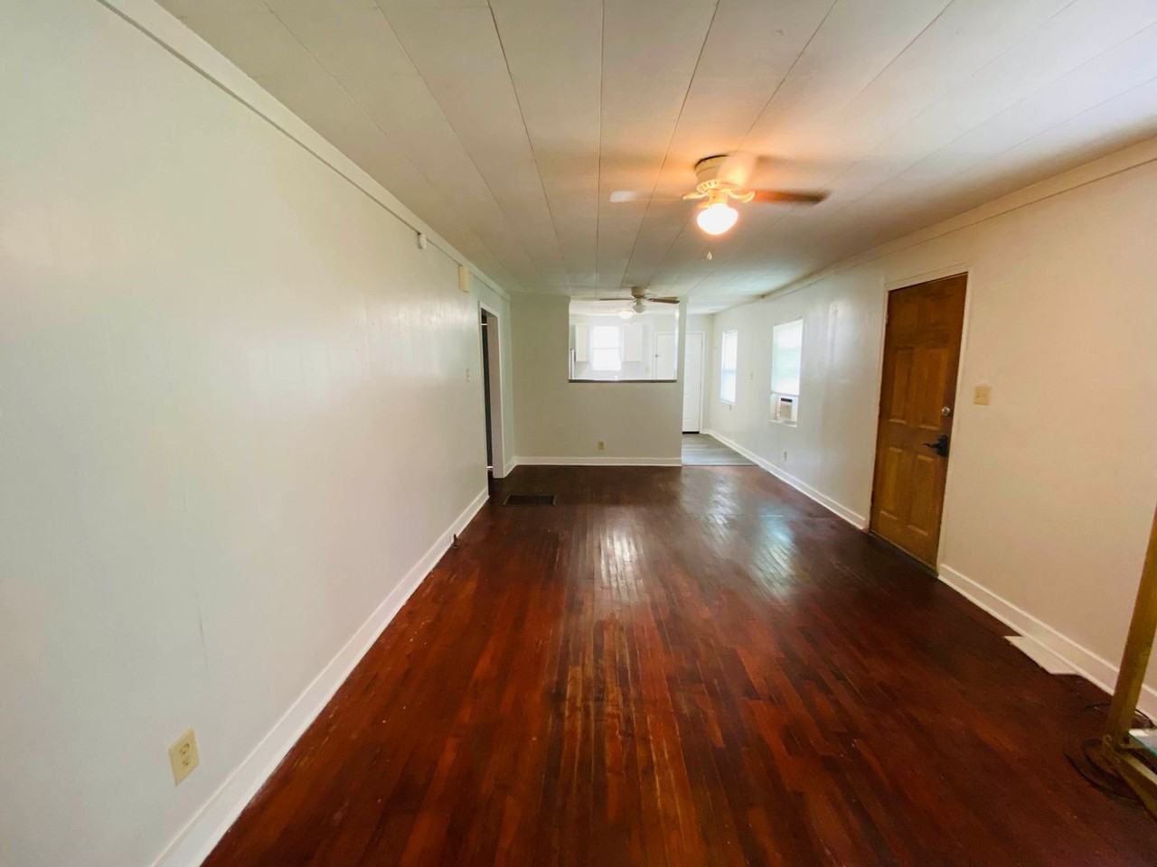 1260 Hillridge Dr - Photo 3 of 13
