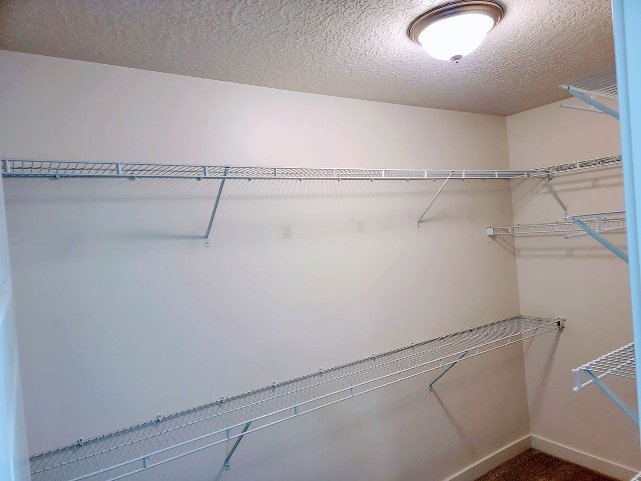 2173 W 1700 S - Photo 5 of 25