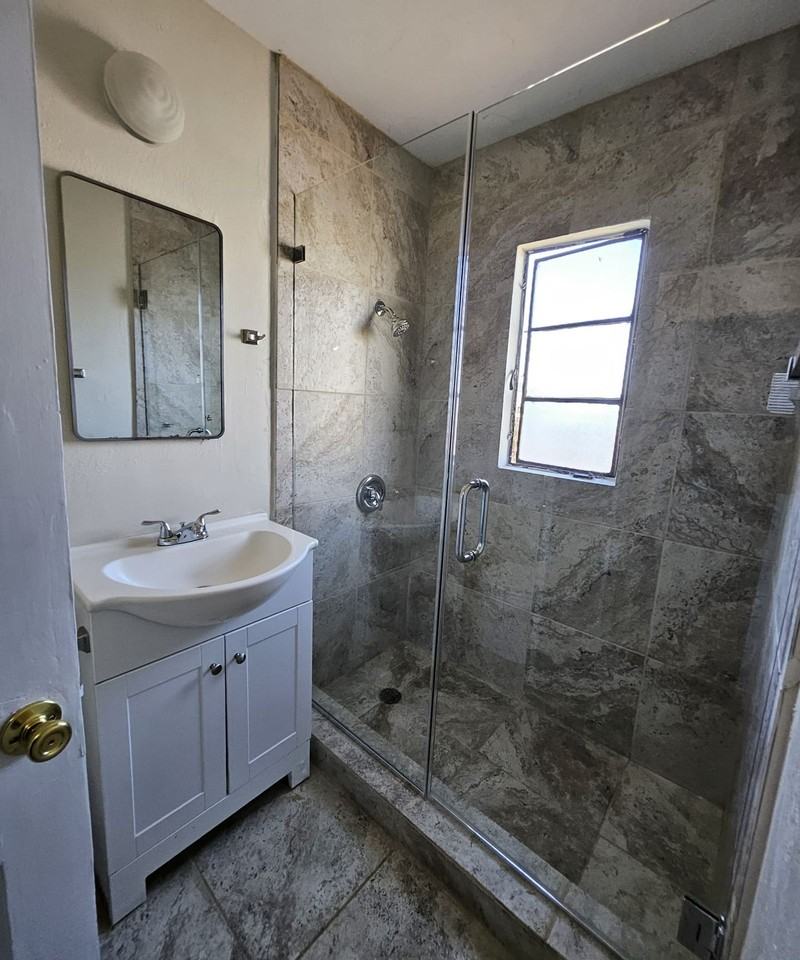 Apartments Available Now - Photo 5 of 5