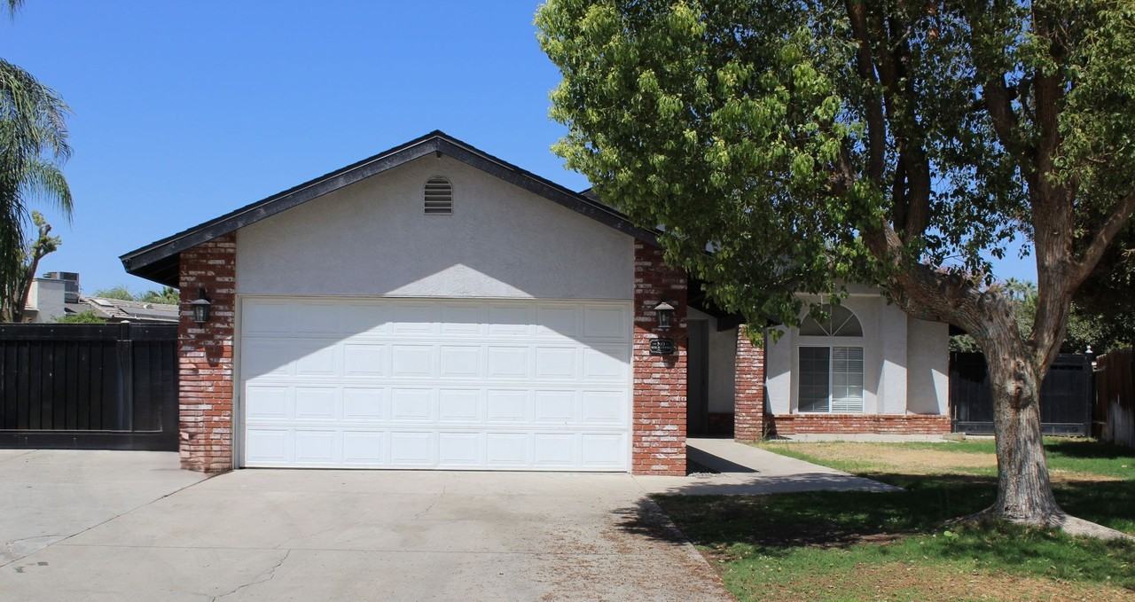 3821 Rainier Ct - Photo 2 of 24