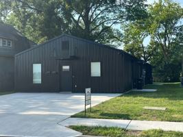 featured image of 208 3rd Ave