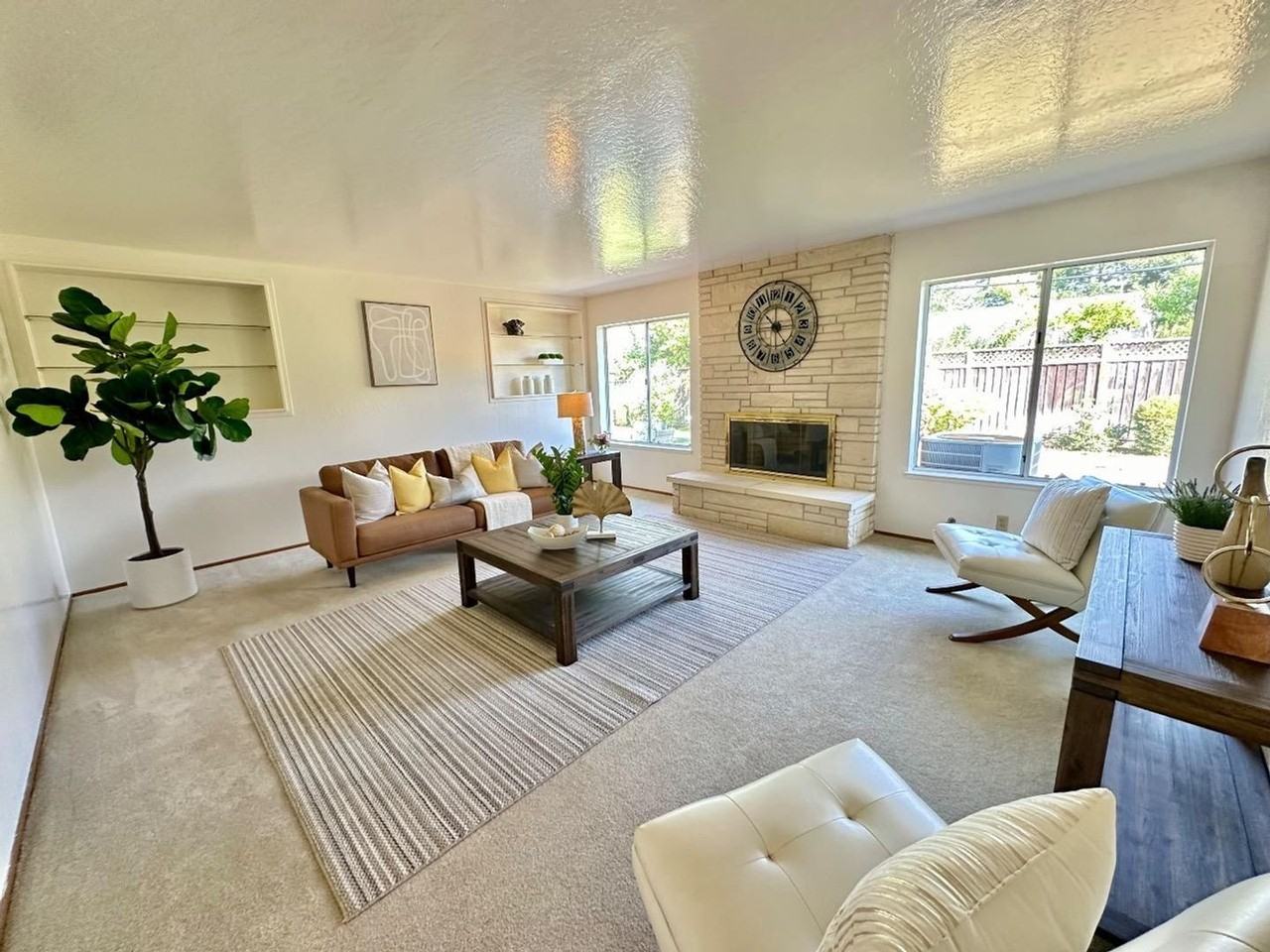 1356 Robsheal Dr - Photo 2 of 10