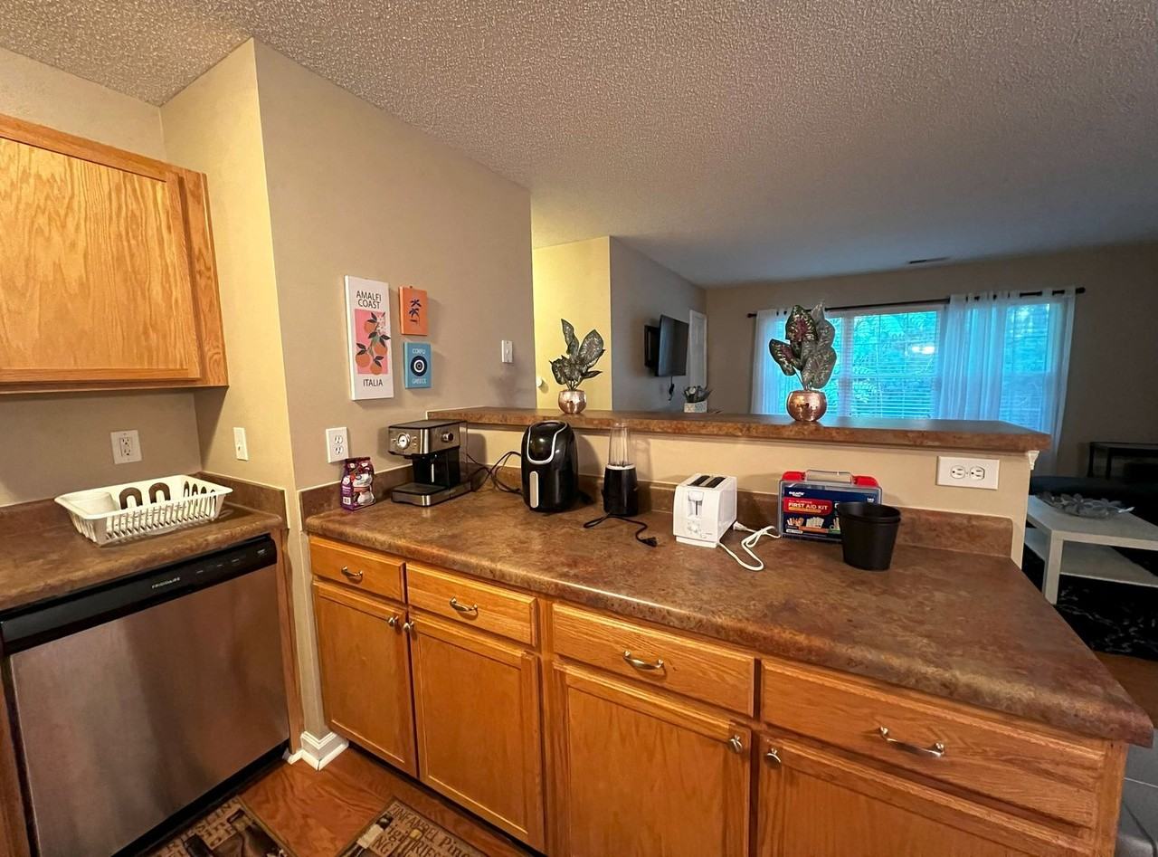 1960 Crest Hollow Drive #202 - Photo 6 of 22