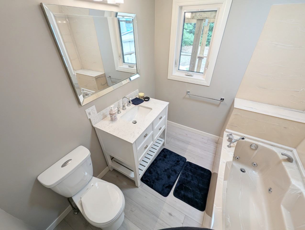 231 20th St W #1 - Photo 3 of 10