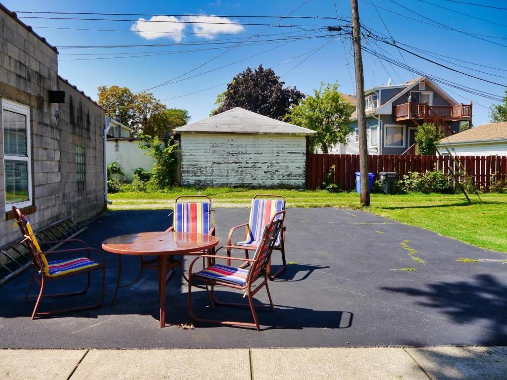 4102 Elm Ave - Photo 2 of 16