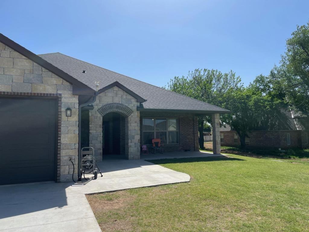 1328 Poko Mountain Ln - Photo 2 of 33