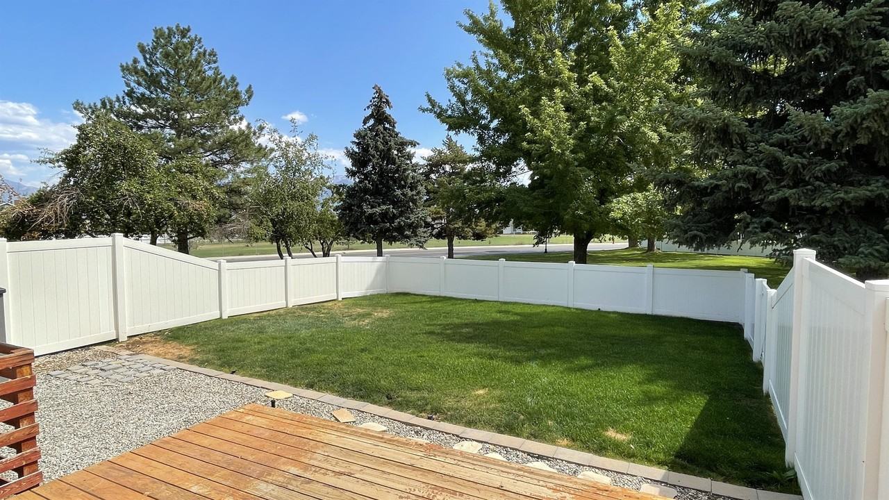 4420 W Skye Dr - Photo 2 of 35