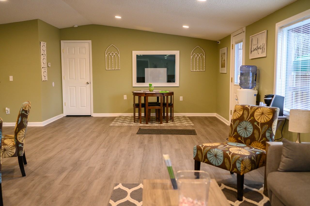 Rolling Meadows - Photo 5 of 20