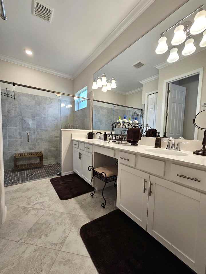 5997 Berwick Ln - Photo 4 of 50