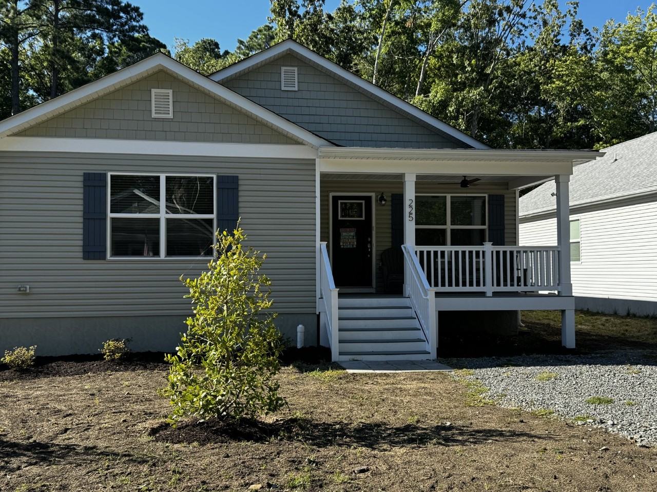 225 9th St - Photo 2 of 50