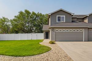 featured image of 1311 N Gingham Ave