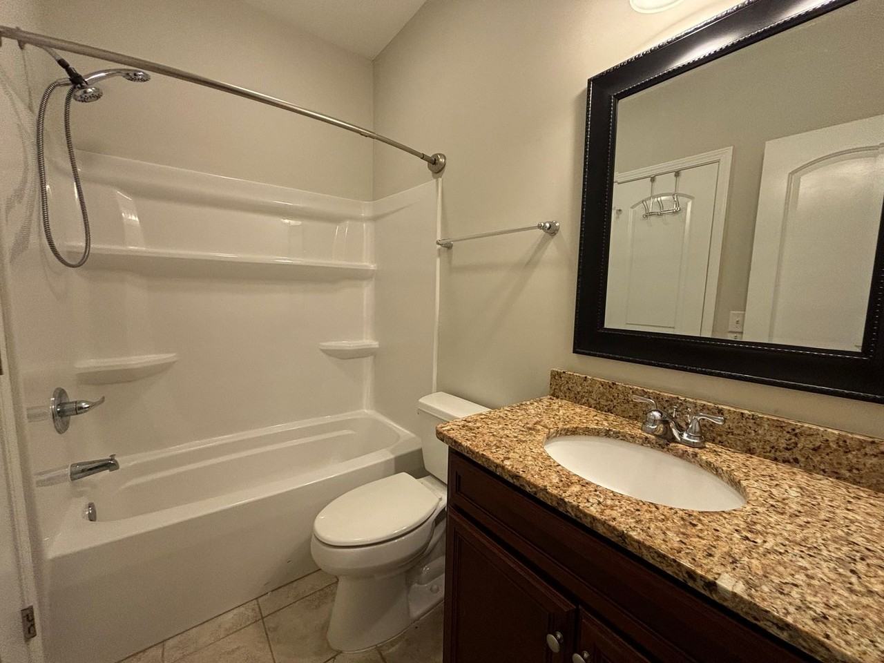408 Abe Cir - Photo 5 of 30
