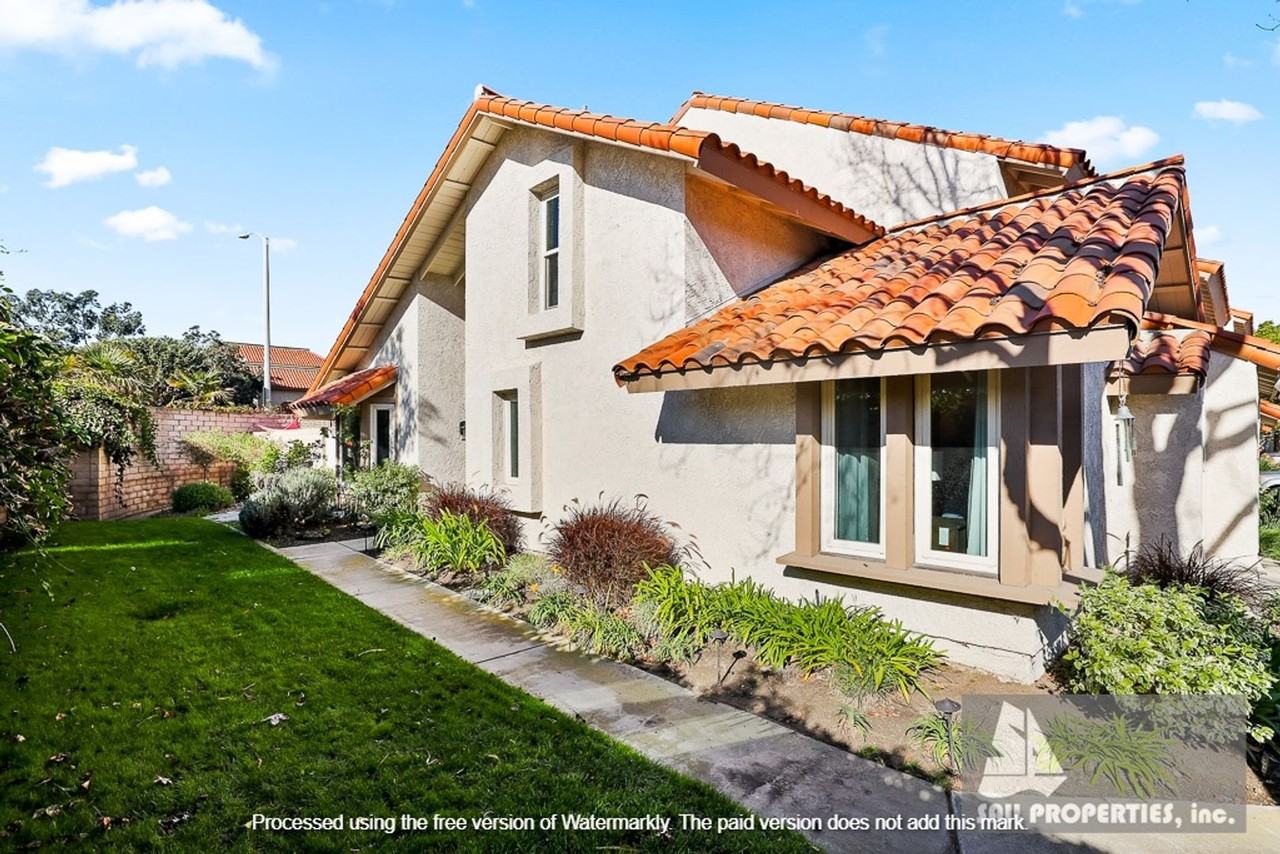 20981 Coastview Ln - Photo 5 of 32