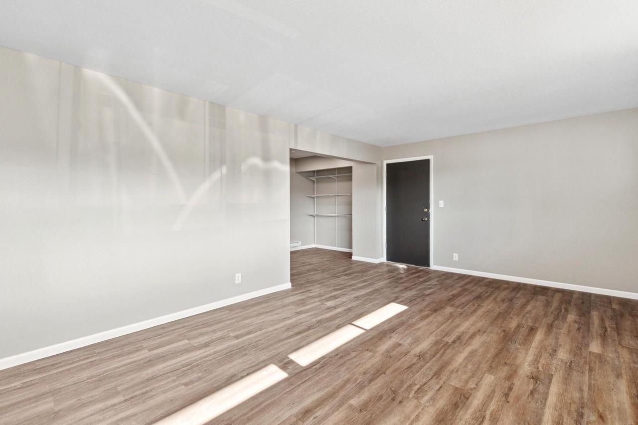 Peoria North - Photo 7 of 19