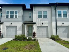 featured image of 827 Longboat Dr