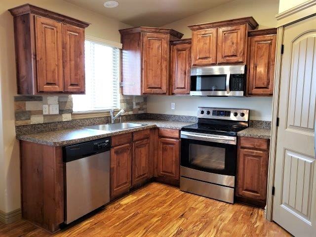 3384 W 4225 S - Photo 3 of 26