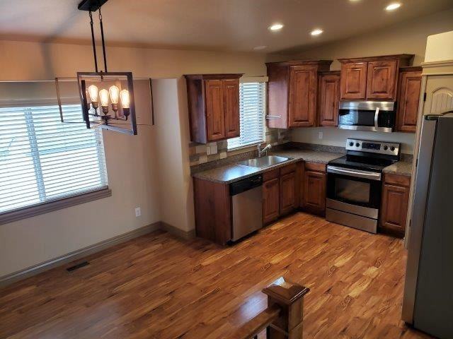 3384 W 4225 S - Photo 4 of 26