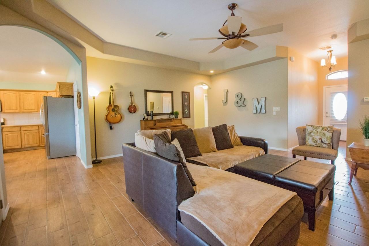 3276 Robert H Bradley Dr - Photo 3 of 30