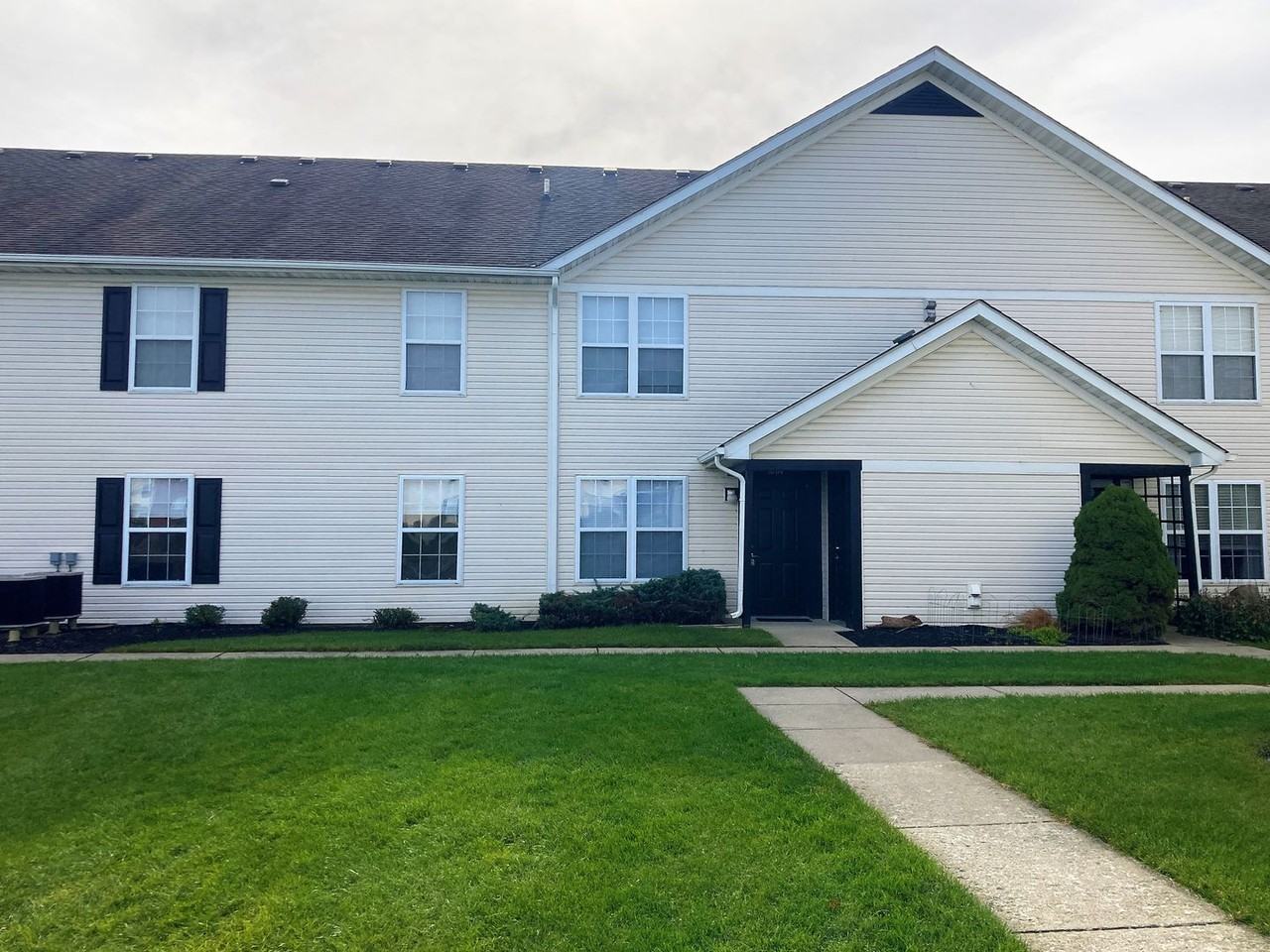 5604 Cypress Chase - Photo 2 of 24