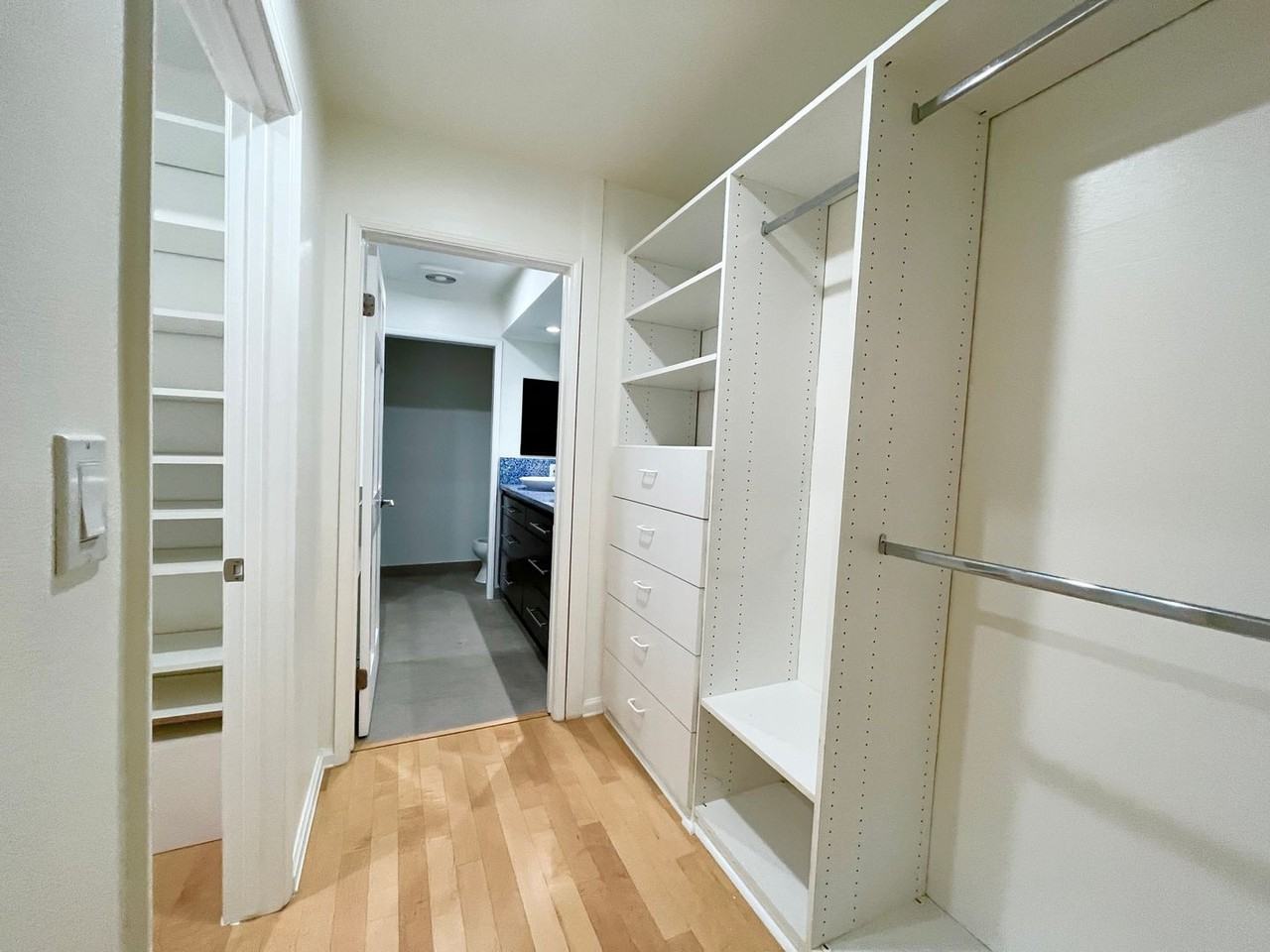 10373 Almayo Ave #205 - Photo 7 of 18