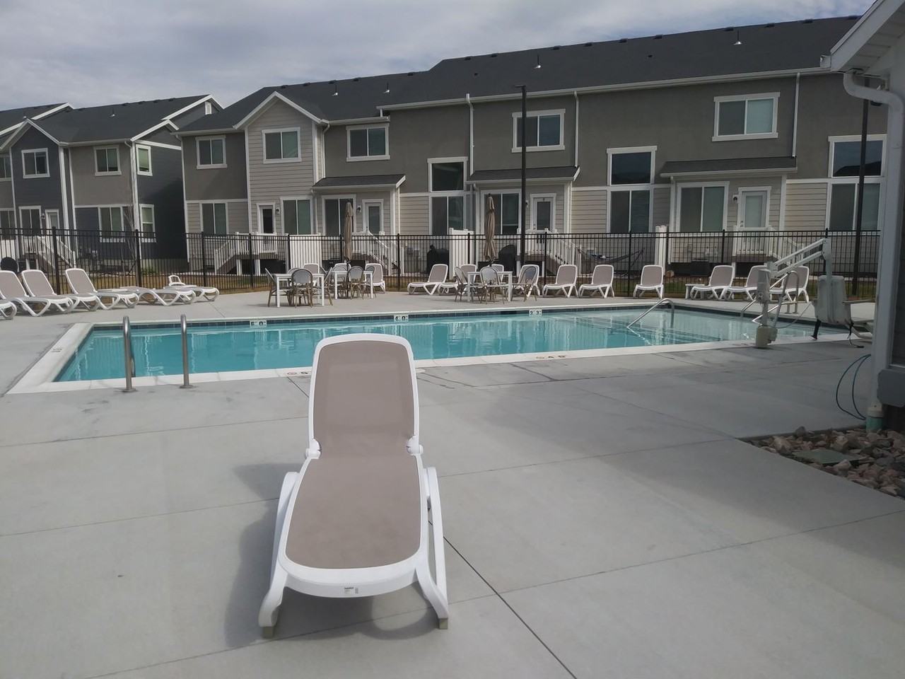 3815 W 2330 N - Photo 2 of 6