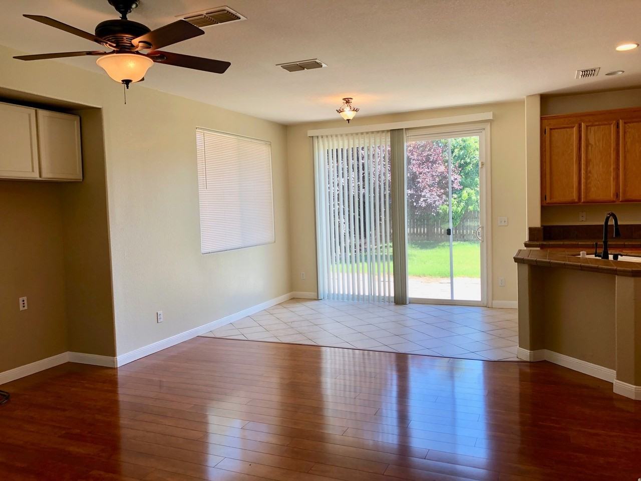 5230 E Grove Ave - Photo 3 of 19