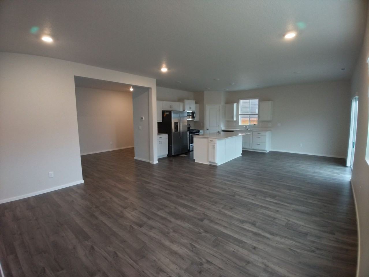 367 Lost Lake St Ne - Photo 4 of 25