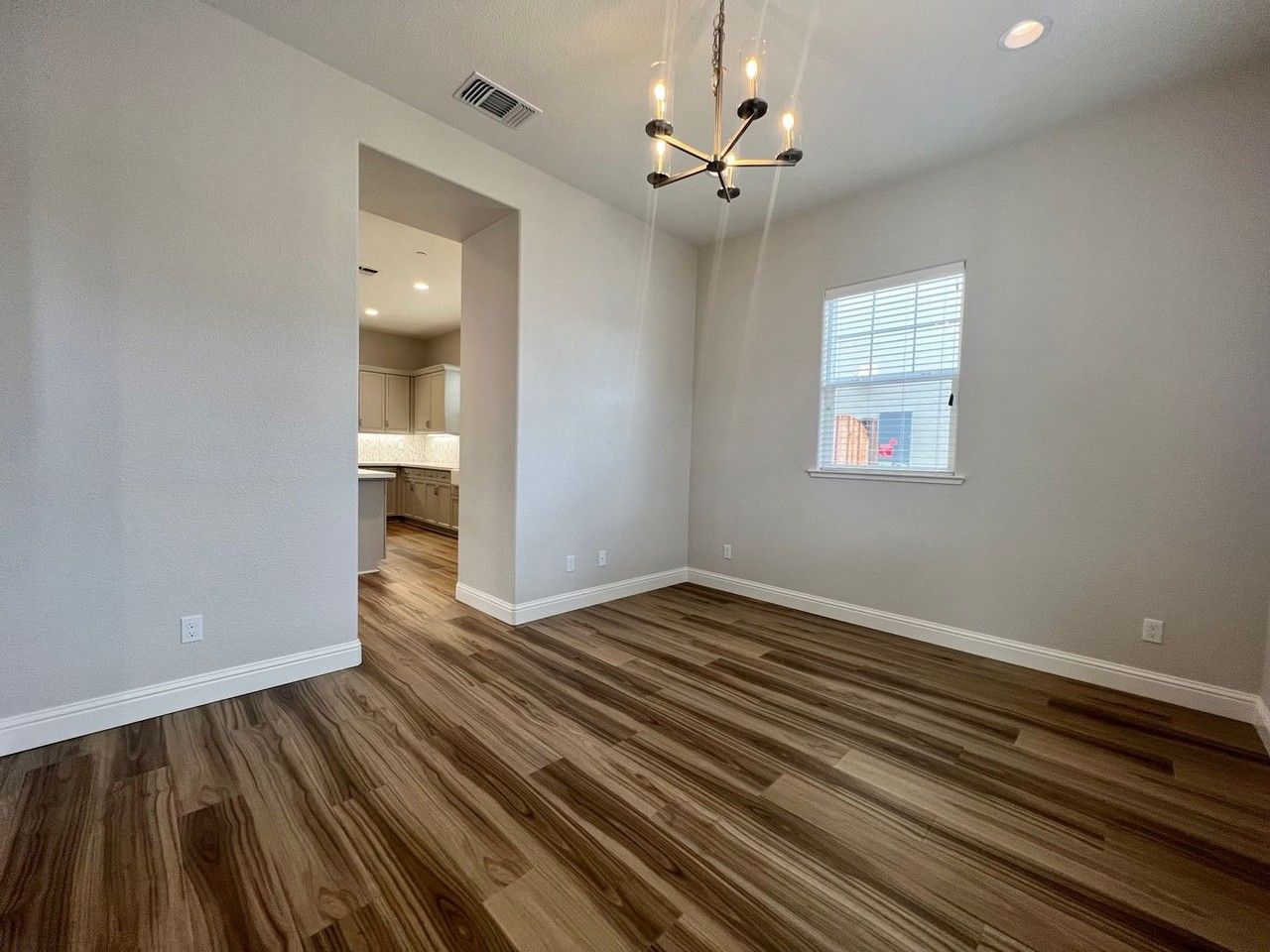 3002 Pinnacles Way - Photo 2 of 30