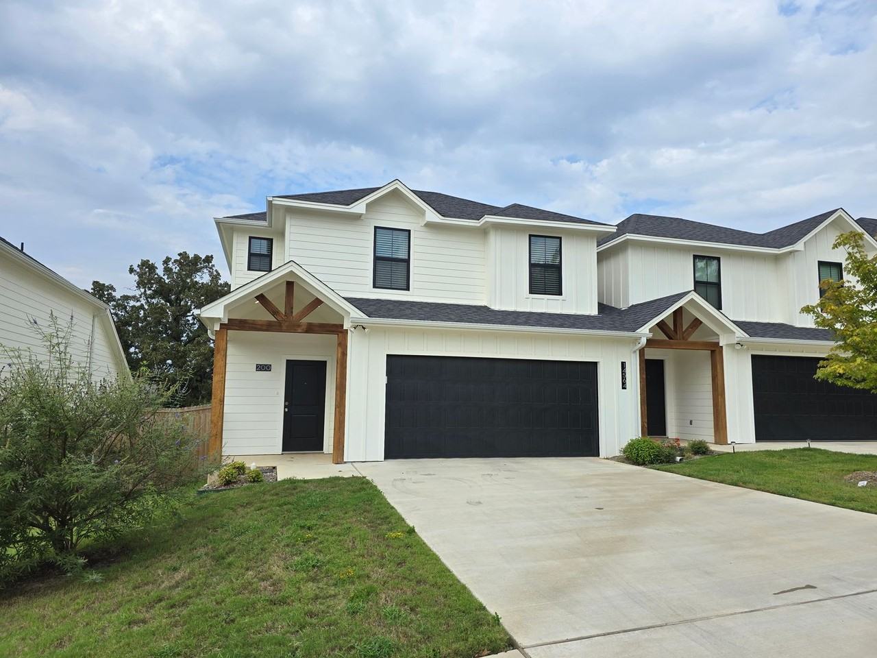 14564 CR 2191 - Photo 3 of 41