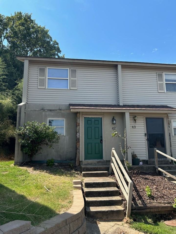 42 Edgehill Cv