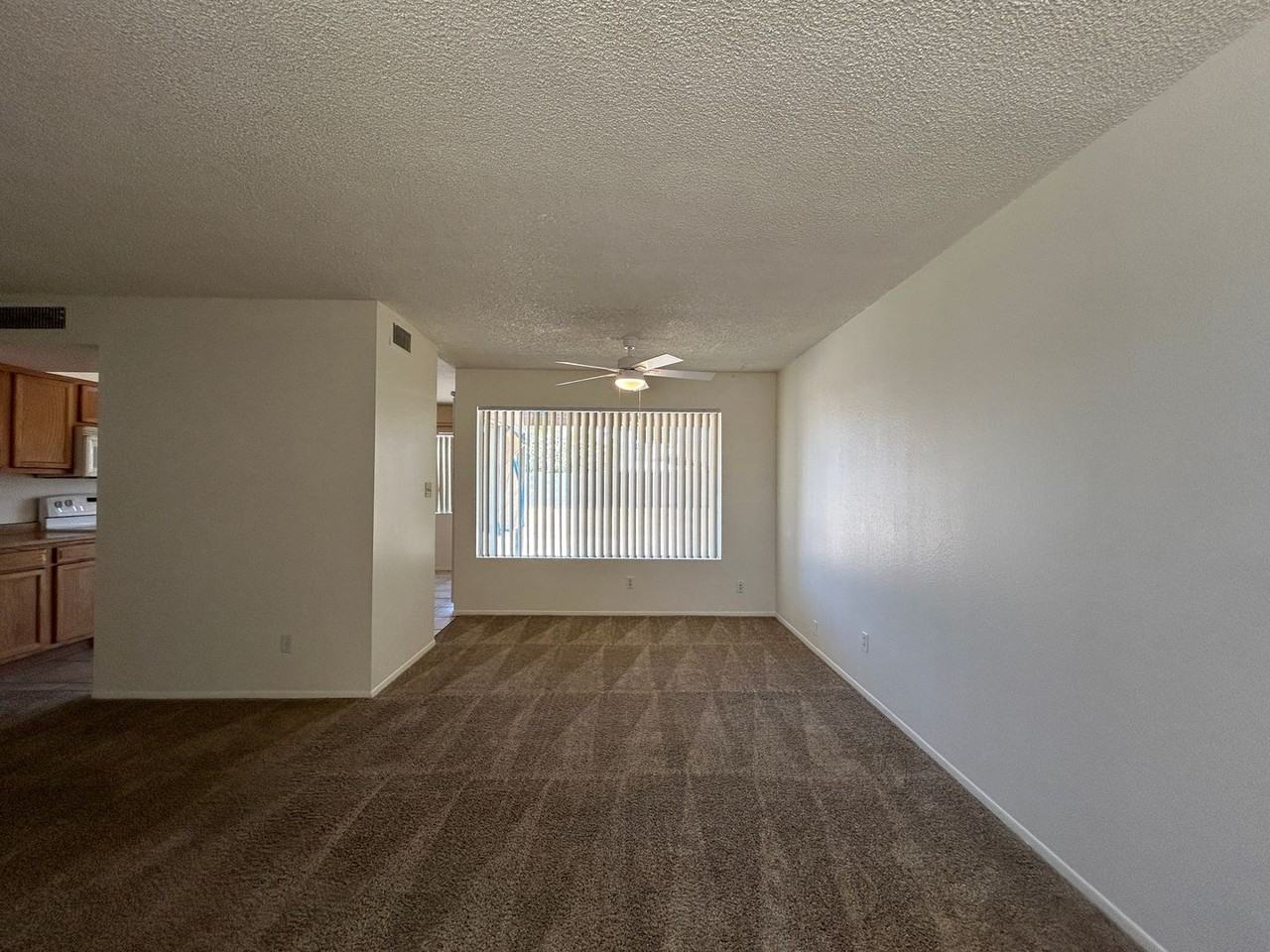 6801 S 40th Way - Photo 3 of 14