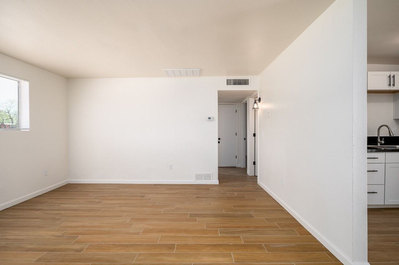 North Central (Stone and Limberlost), 2 bedroom, 1 bath duplexes, large fenced yards with a/c! - Photo 2 of 18