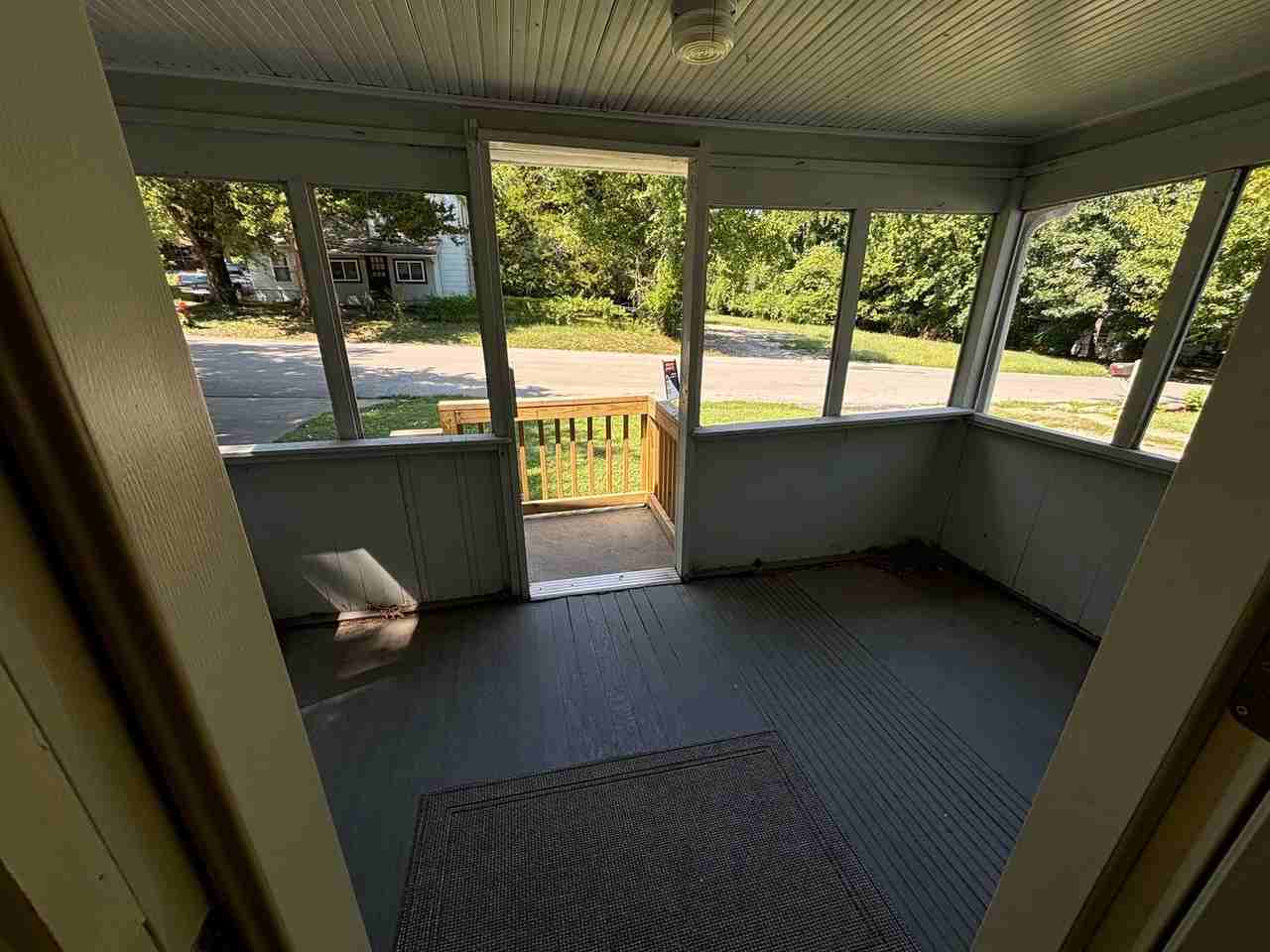 1529 Harvard Ave - Photo 3 of 16
