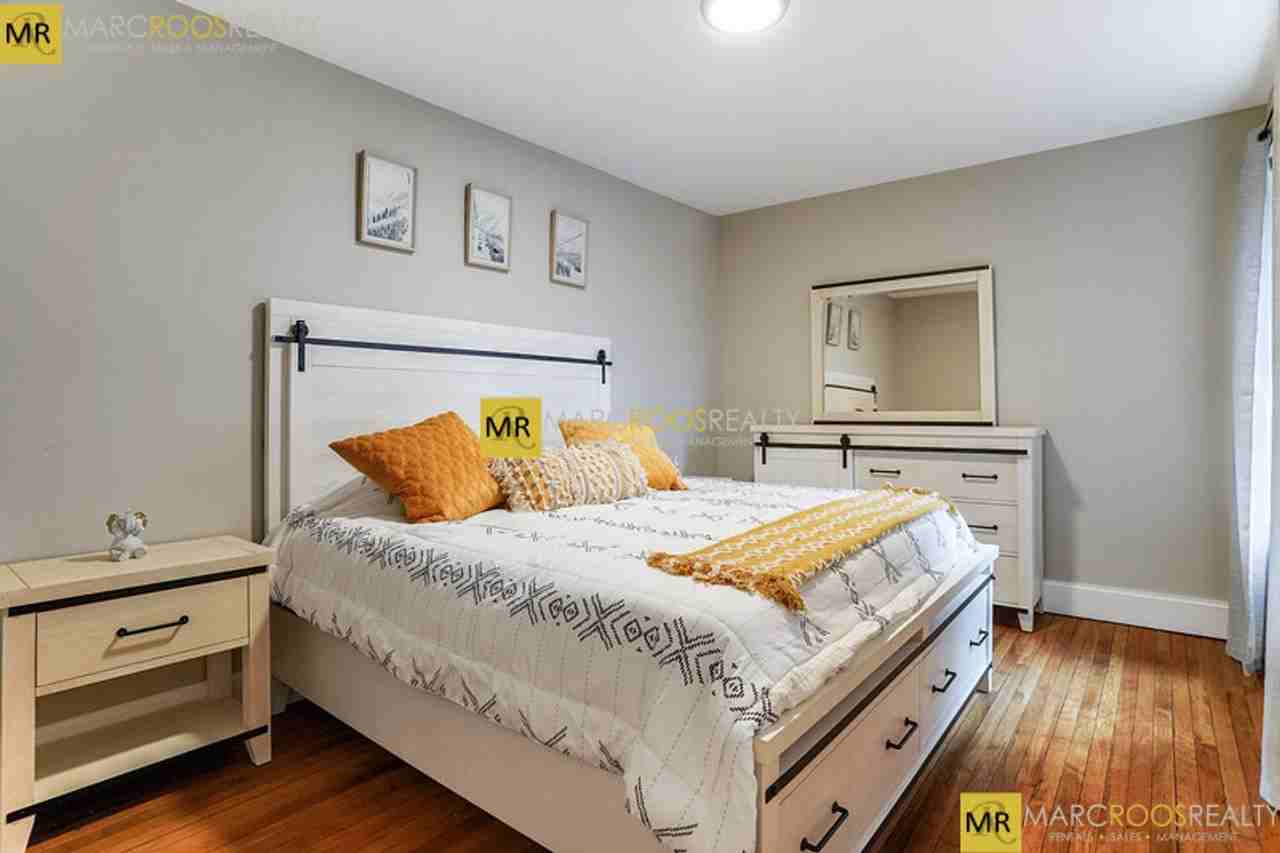 69 Babcock St - Photo 6 of 20