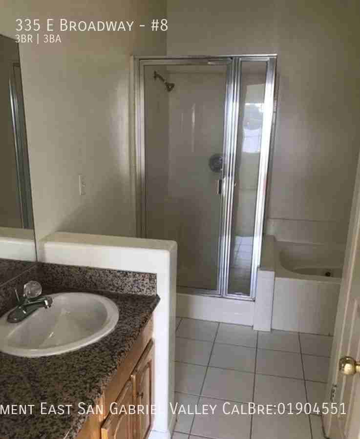 335 E Broadway #8 - Photo 3 of 11