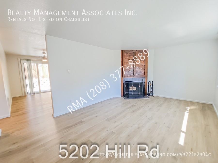 5202 W Hill Rd - Photo 2 of 13