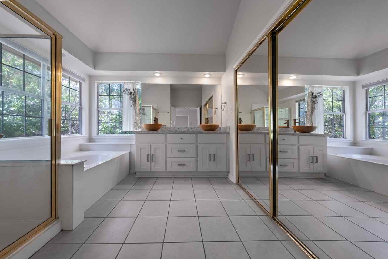 2421 Falcon Dr #NA - Photo 6 of 22