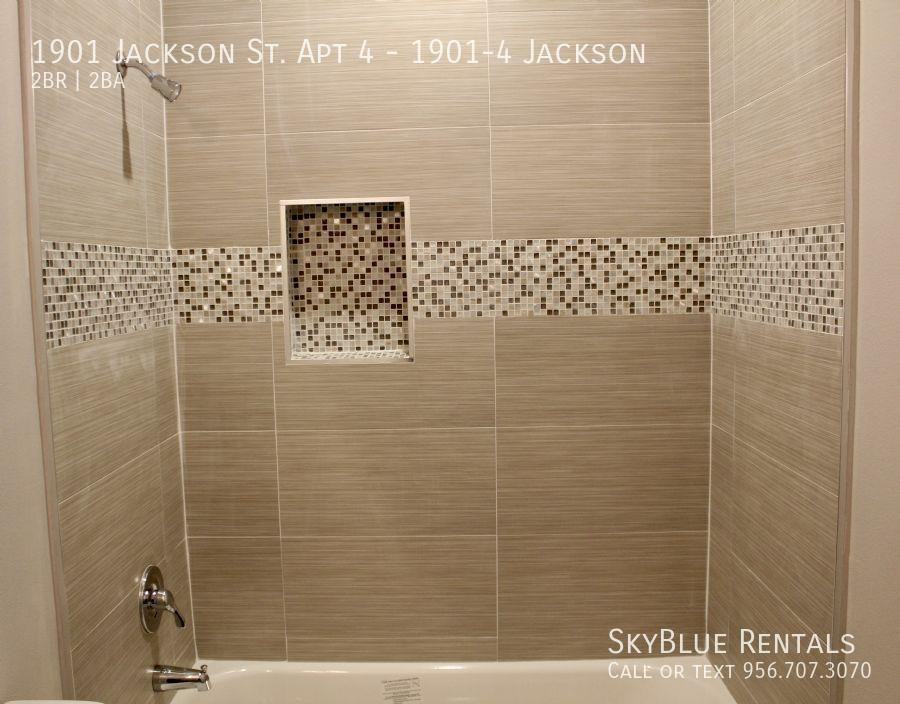 1901 Jackson St Apt 4 - Photo 5 of 12