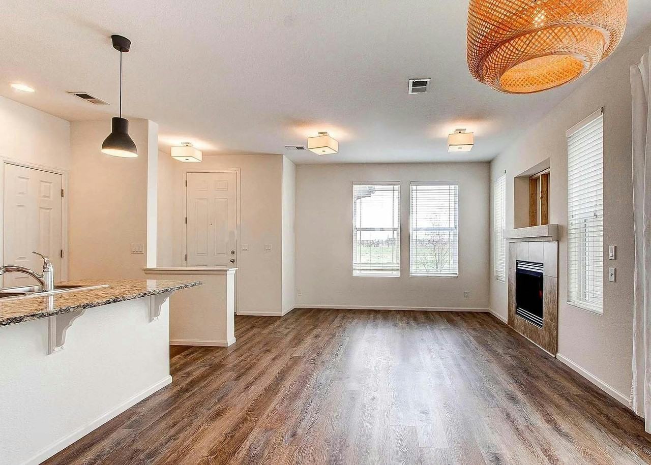 8381 East 33rd Avenue - Photo 2 of 23