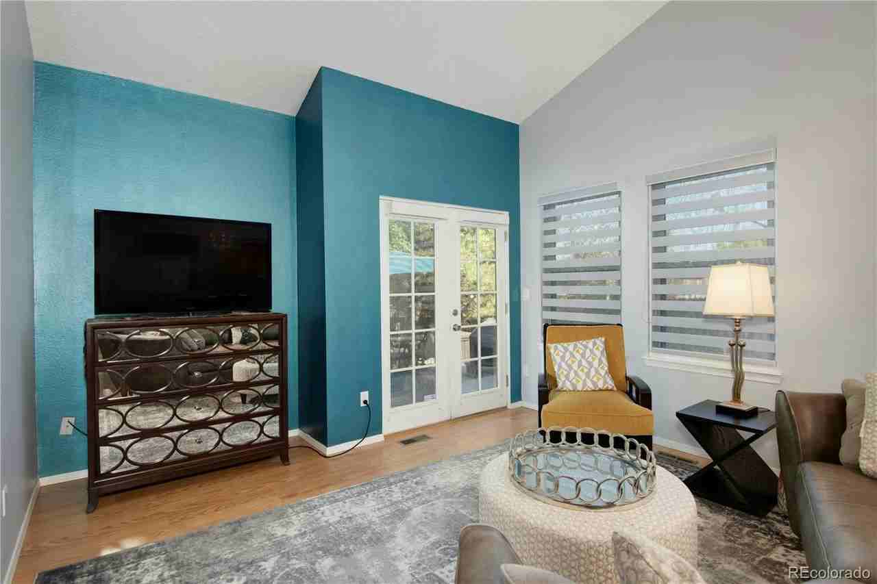 10548 Kipling Place - Photo 3 of 18