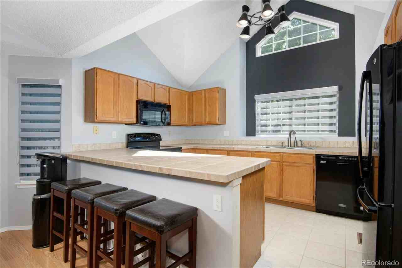 10548 Kipling Place - Photo 7 of 18