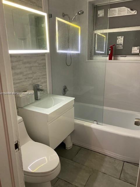 503 79th St #7 - Photo 2 of 8