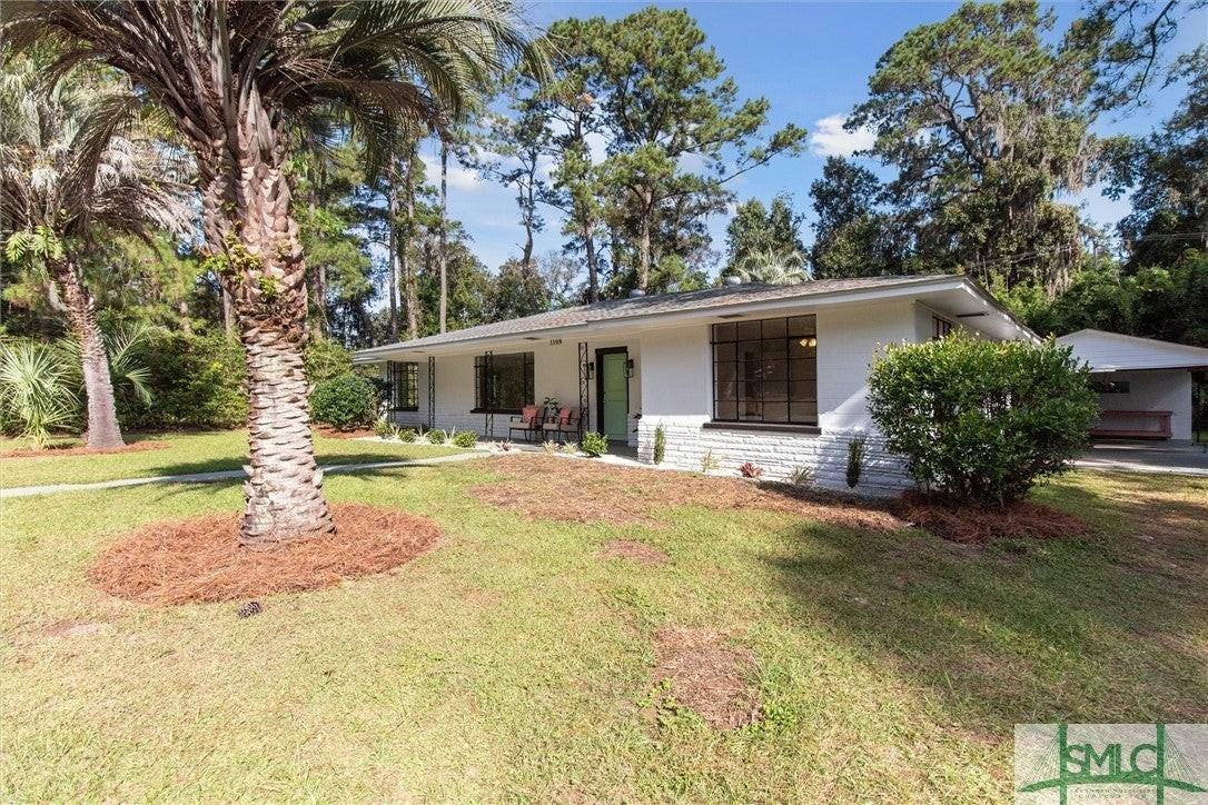 1108 Corinth Ave - Photo 3 of 25