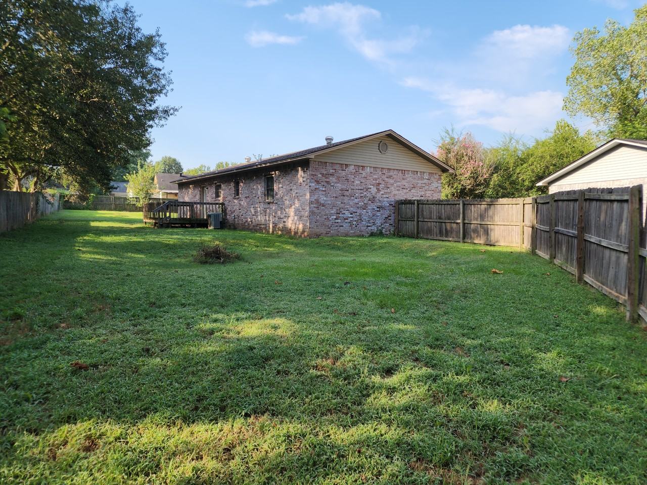 114 Northview Dr - Photo 3 of 8