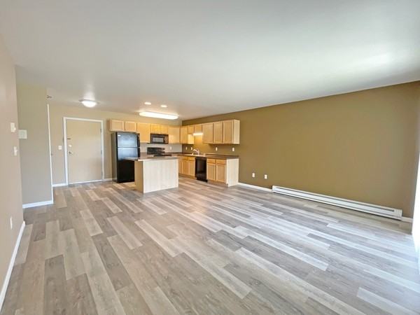 Minot Place Apartments - Photo 7 of 19