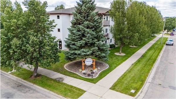 Turnpike Apartments - Photo 2 of 20