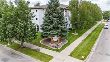 featured image of 2140 Xavier Street