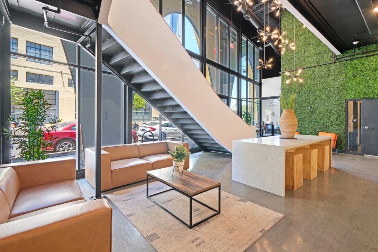 Barranca LA - Photo 6 of 50