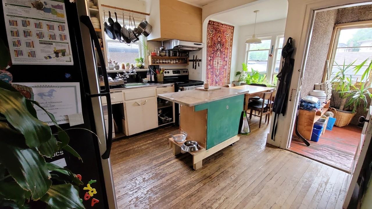 2438 Charles Street - Photo 3 of 18