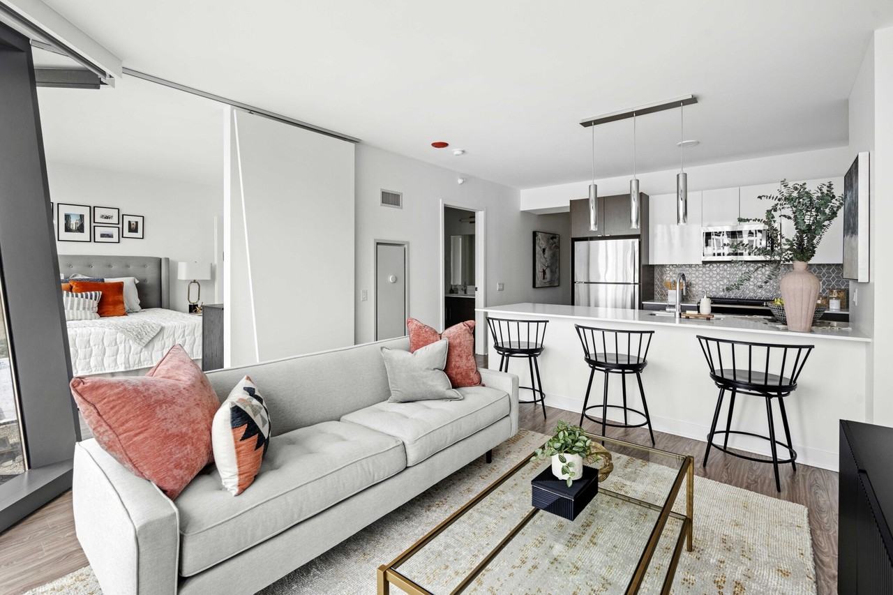 1326 S Michigan Ave #1-1 - Photo 2 of 30